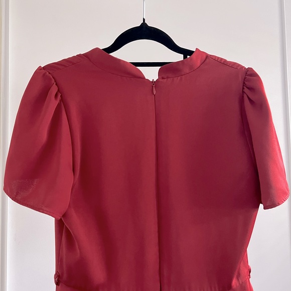 ✨Review ✨ Maroon Tea Dress - Picture 5 of 6